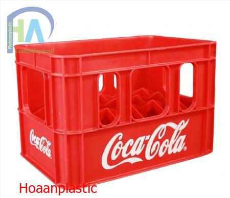 Két bia nhựa 24 chai Coca-cola